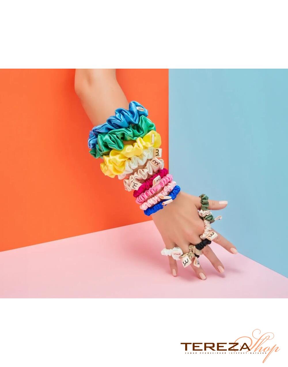 SILK MEDIUM SCRUNCHIES SET 2 MON MOU | Tereza Shop